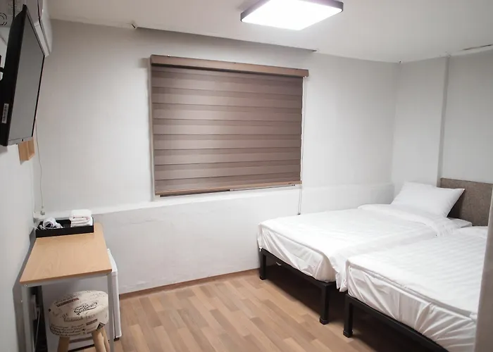 Gaon Sinchon ホテル